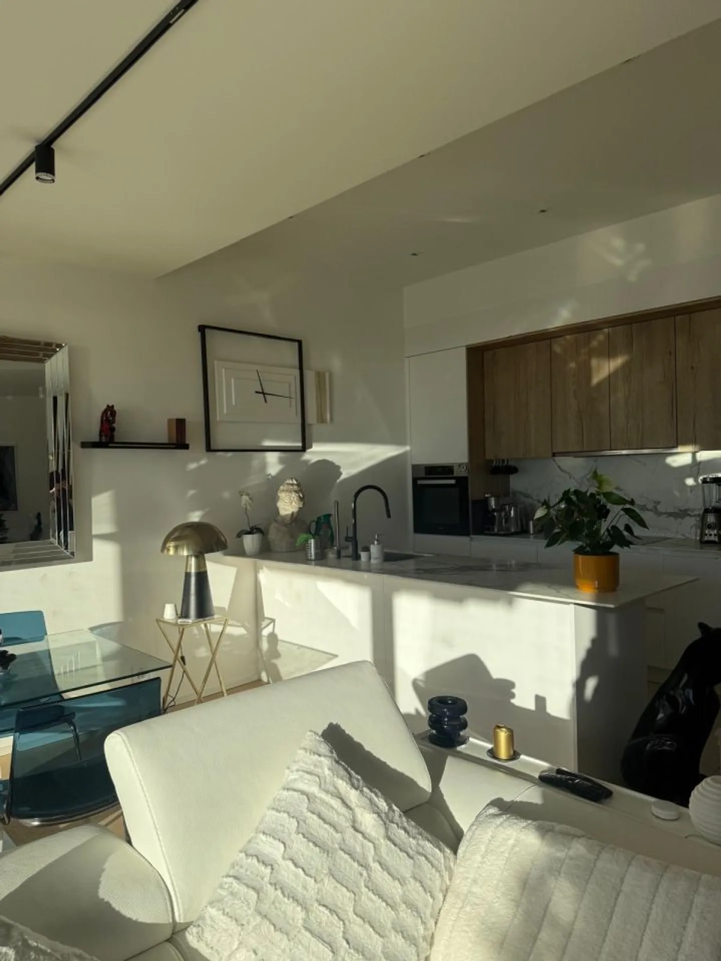 Appartement moderne avec vue lac - Photo 8 sur 13