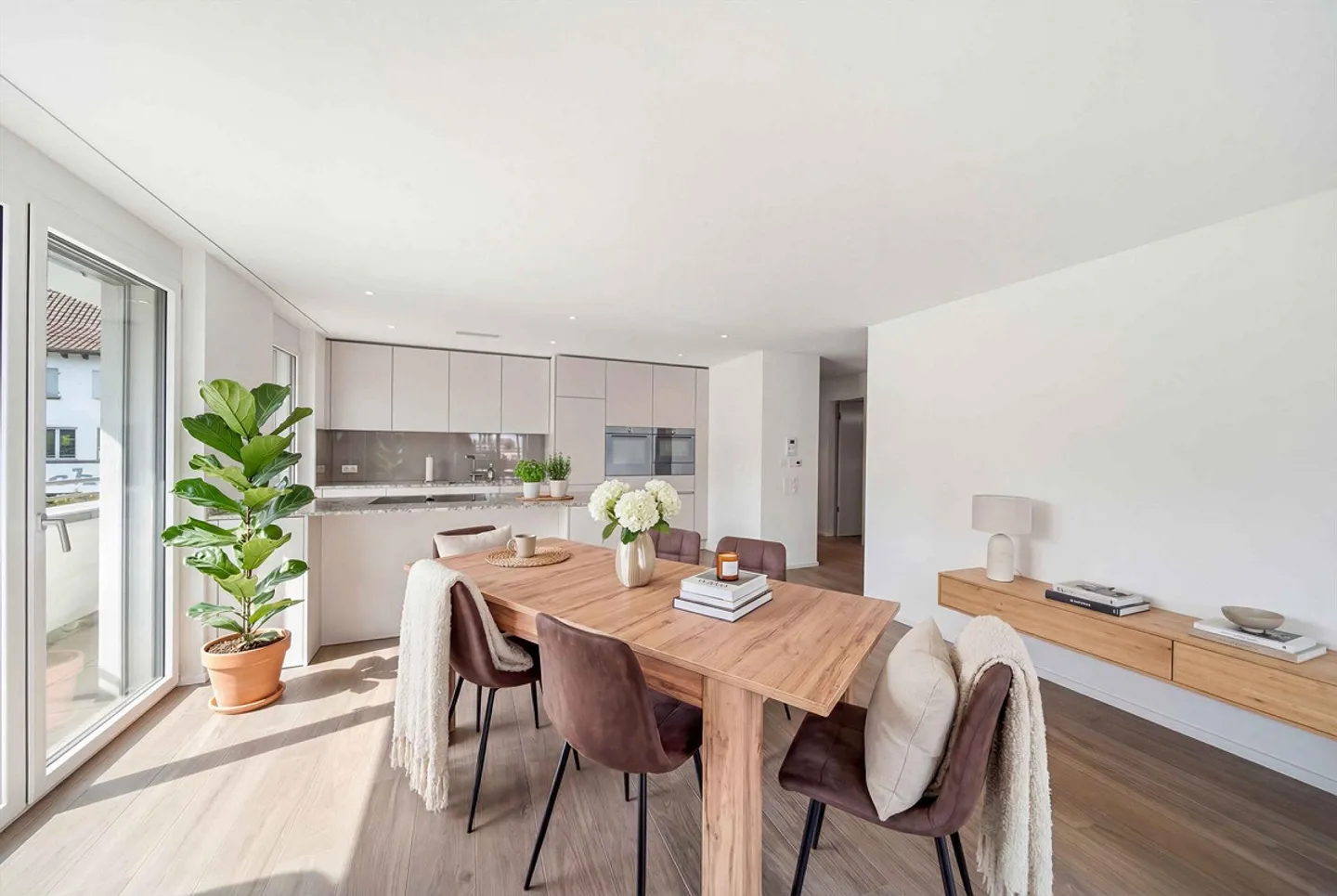 APPARTAMENTO MODERNO DI 3,5 LOCALI CON BALCONE E STANDARD MINERGIE - Foto 1 di 5