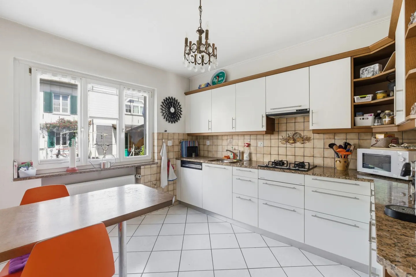 Freistehendes Einfamilienhaus in Münchenstein - Foto 5 von 13
