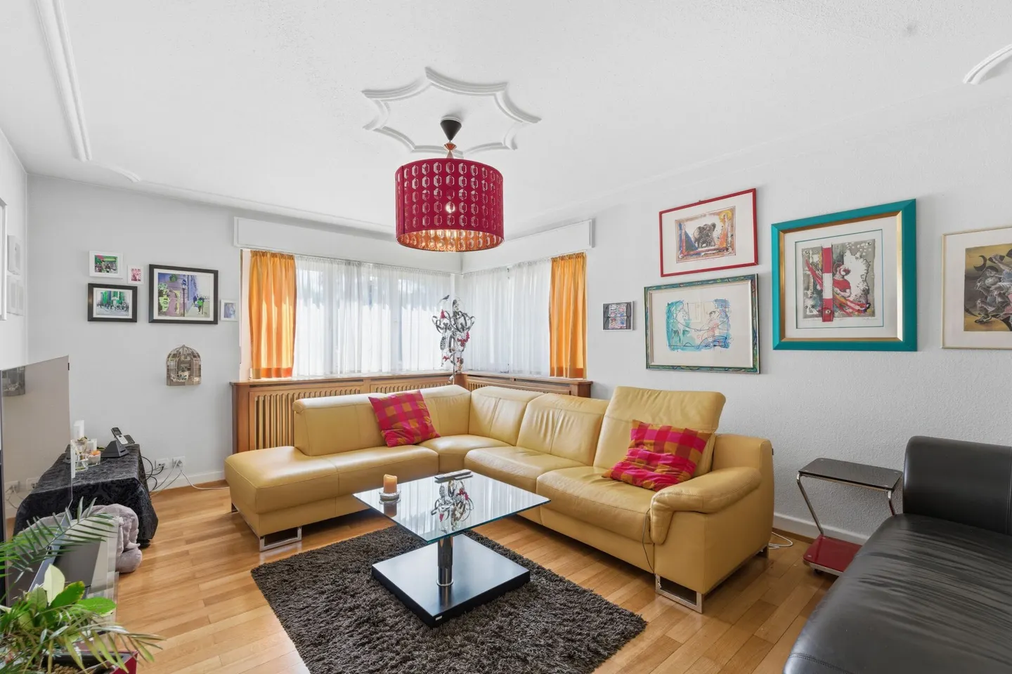 Freistehendes Einfamilienhaus in Münchenstein - Foto 7 von 13