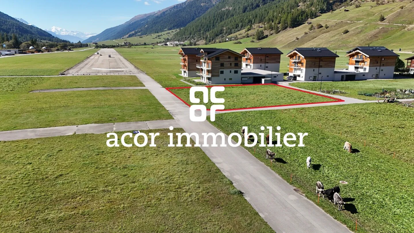 Buildable land of 1,098 m² in Ulrichen - Photo 2 of 4