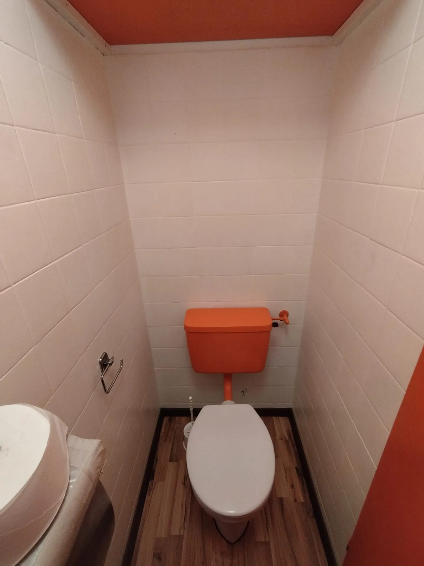 Commerciale/Ufficio/Magazzino a Binningen - Foto 15 di 17