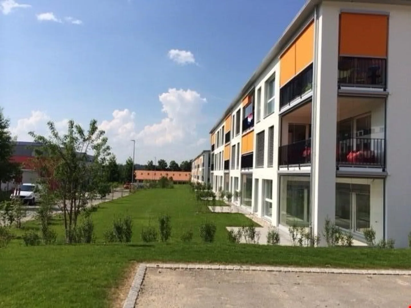 Appartement lumineux de 3.5 pièces dans un quartier résidentiel calme - Photo 1 sur 12