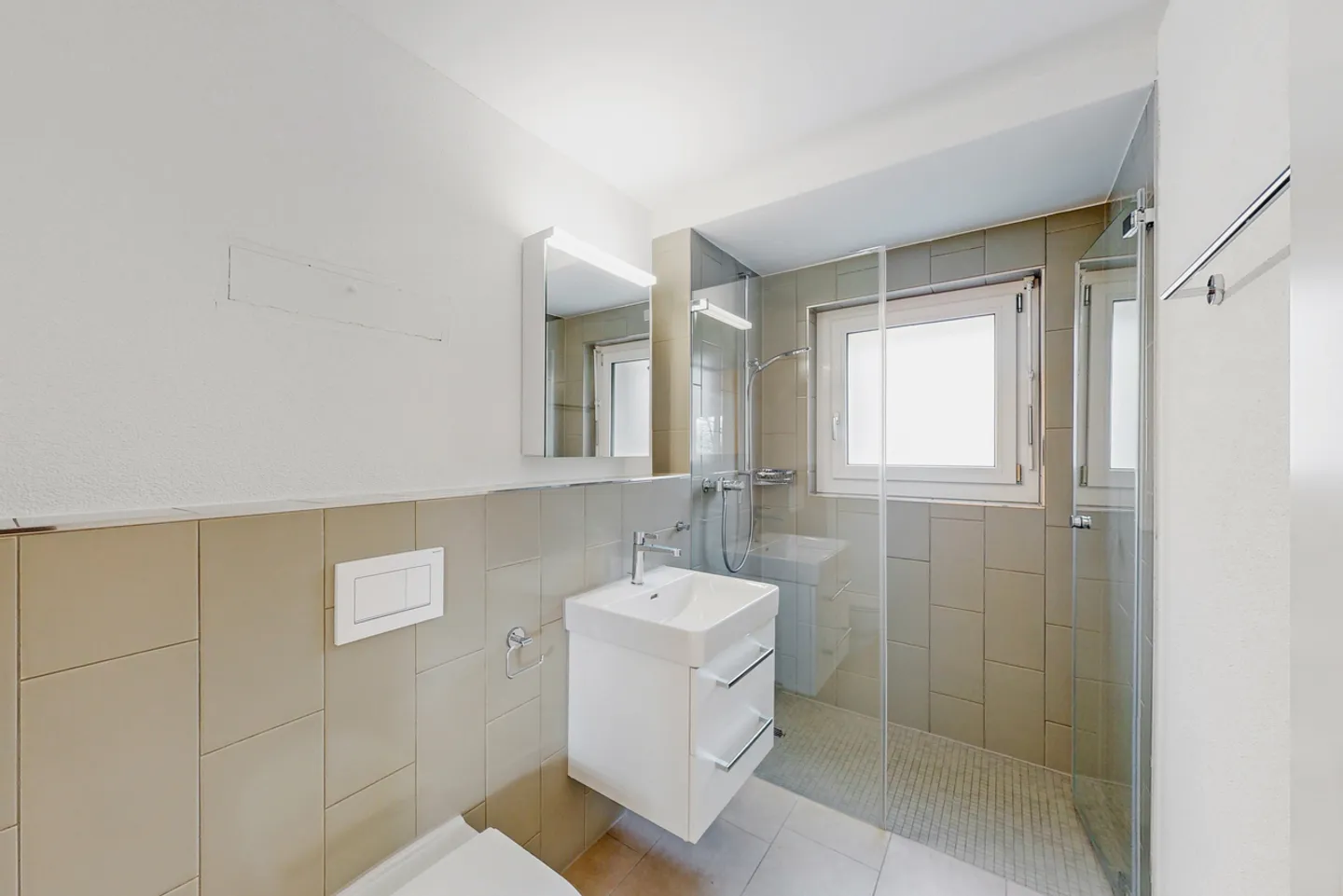 Moderne Wohnung mit Südbalkon - Foto 3 von 7
