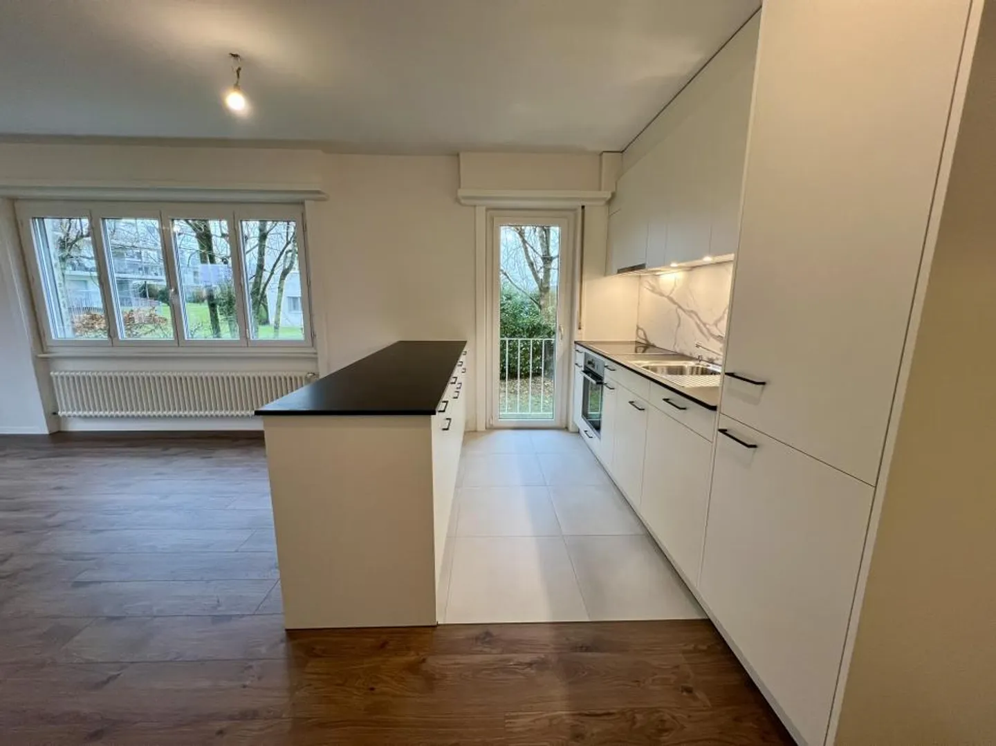 3.5 Room Apartment - Photo 2 of 9