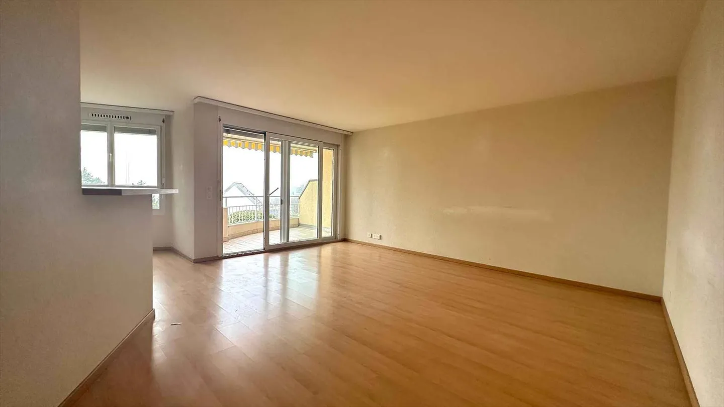 4.5 Room Apartment - Photo 2 of 10