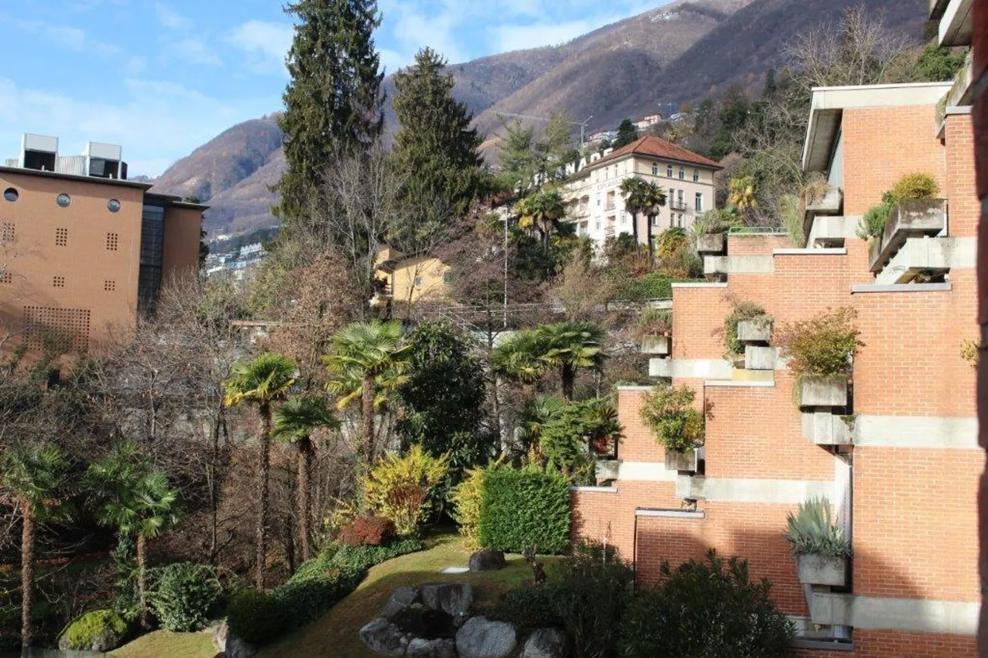 Appartamento di 5.5 locali con piscina - Foto 14 di 18