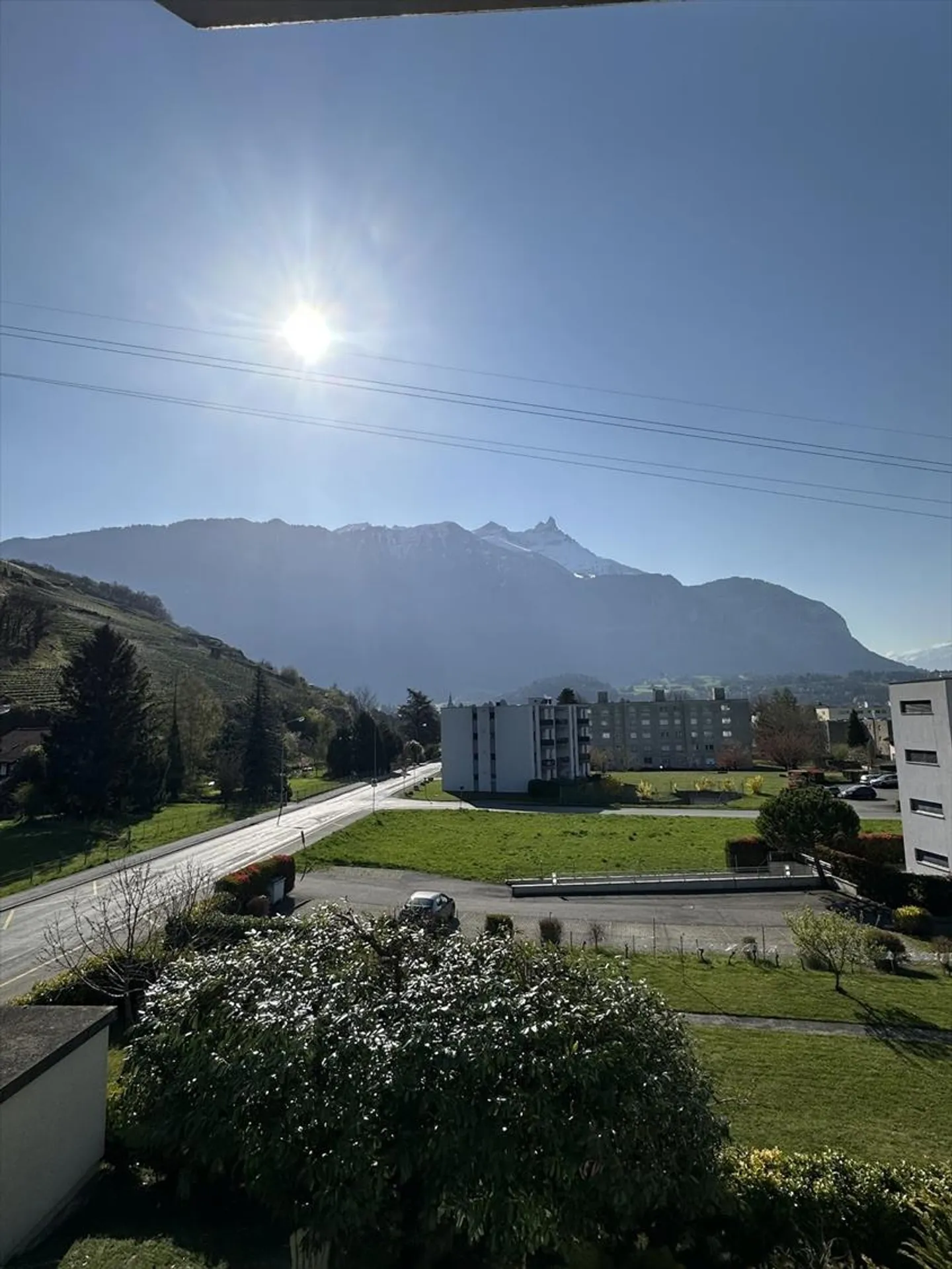 Incantevole appartamento di 2,5 locali al 2° piano a Bex - Foto 1 di 7