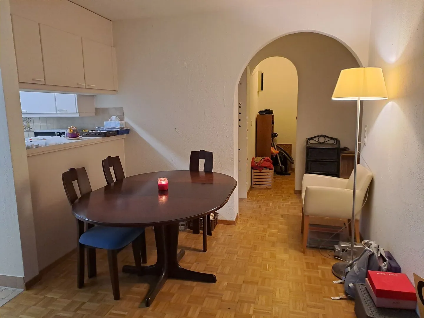 Helle Wohnung mit Sitzplatz - Foto 4 von 10