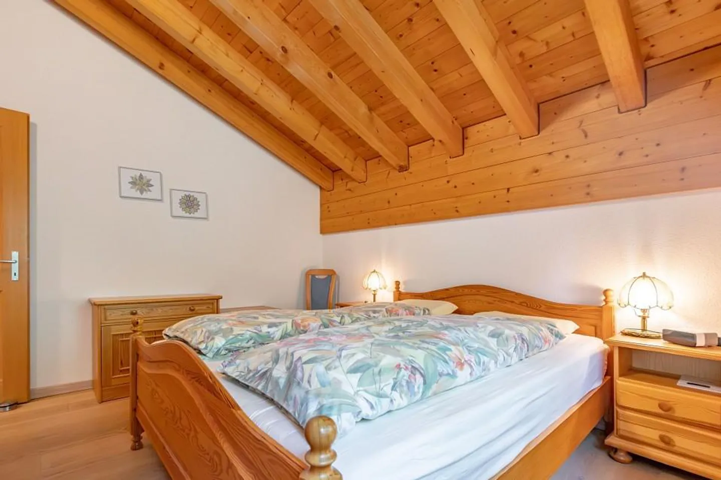 Appartamento 2,5 locali - Immerso nella natura con viste impressionanti - Foto 6 di 12
