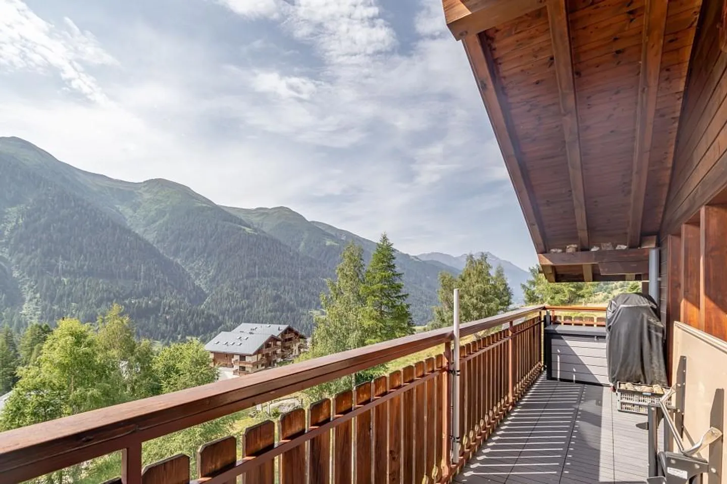 Appartamento 2,5 locali - Immerso nella natura con viste impressionanti - Foto 10 di 12