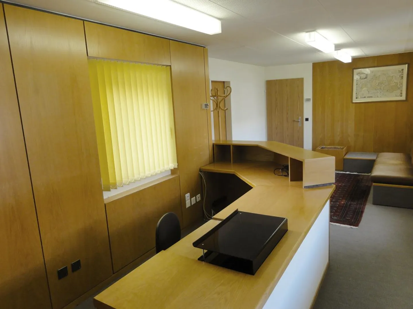 Bright Office, Furnished in the City Center of Brig - Photo 3 of 5