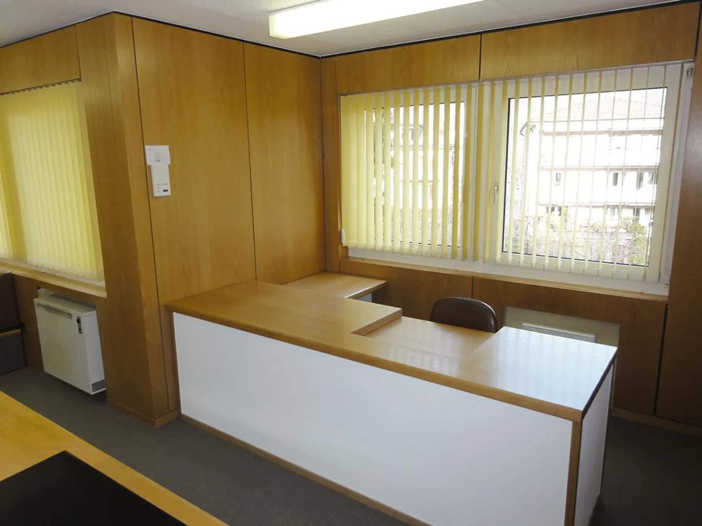 Bright Office, Furnished in the City Center of Brig - Photo 4 of 5