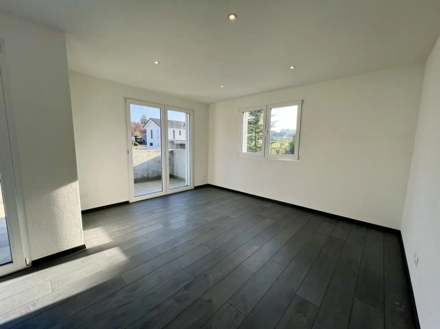 Wohnung mit 4.5 Zimmern und Balkon - Foto 6 von 13