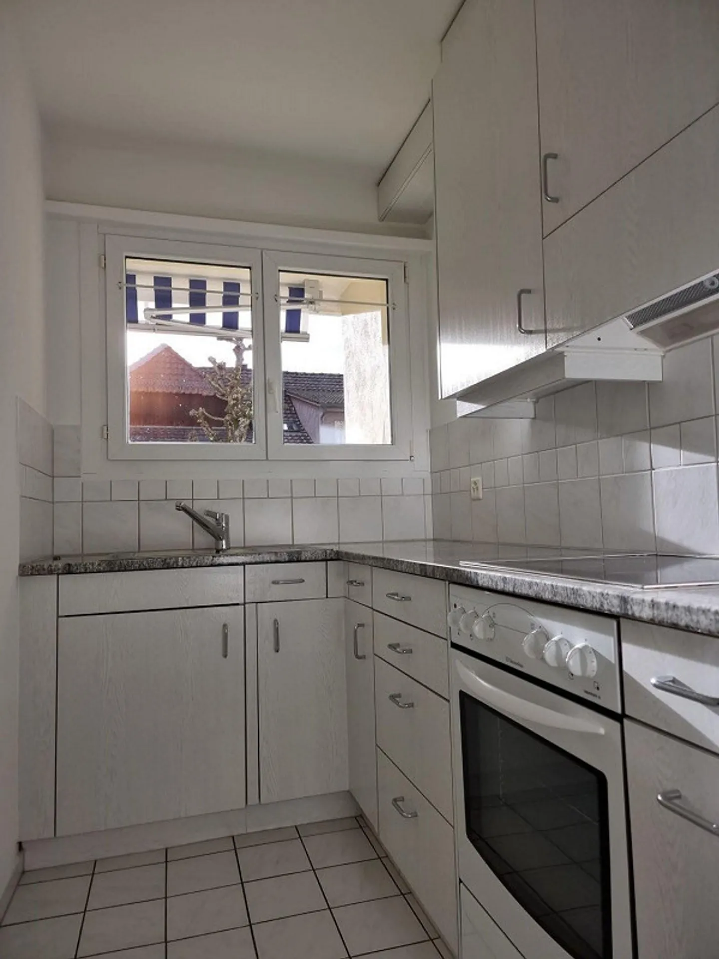 3-room apartment in Niederscherli - Photo 2 of 9