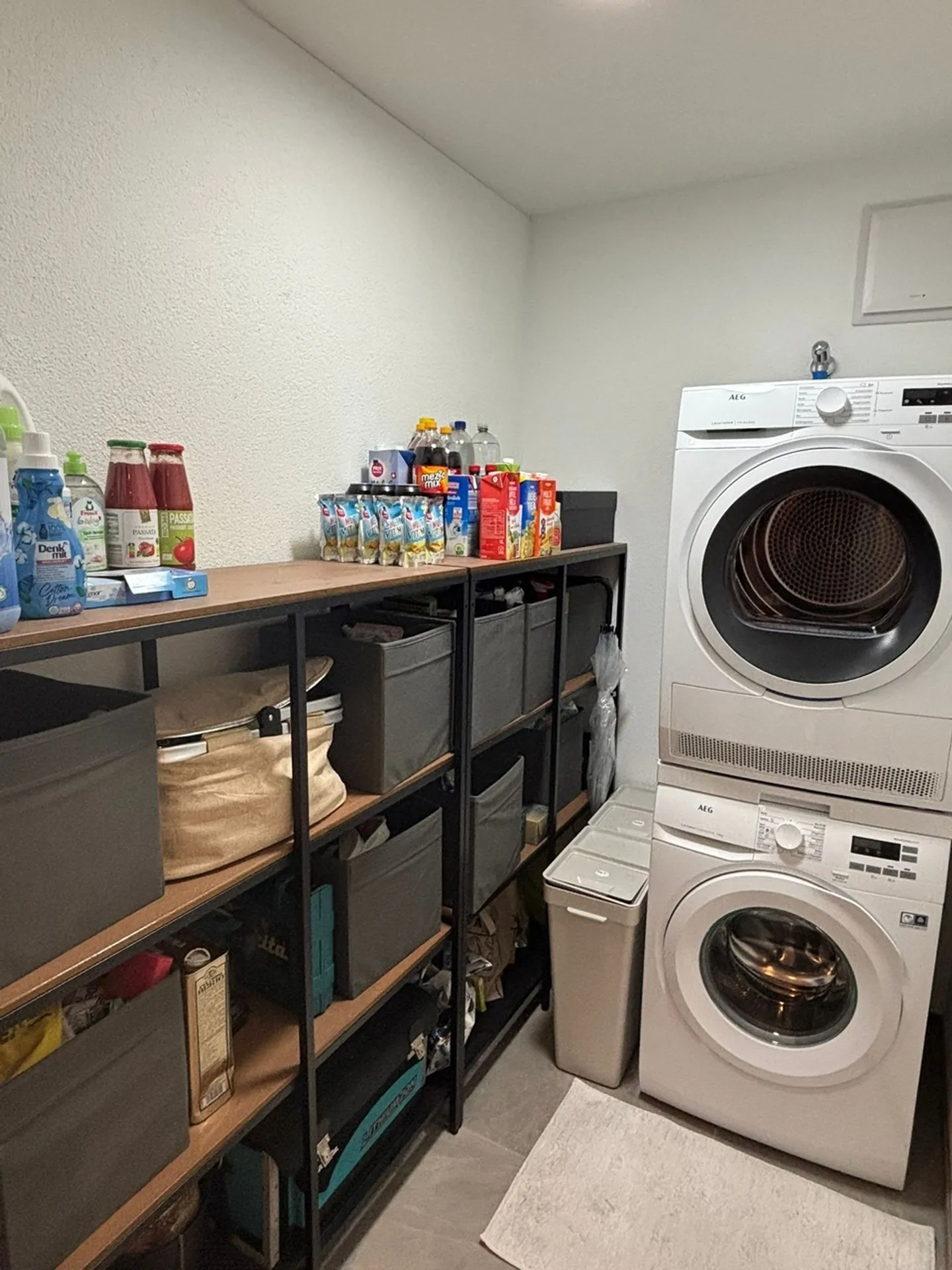 Modern Attic Apartment in Bülach - Photo 11 of 12