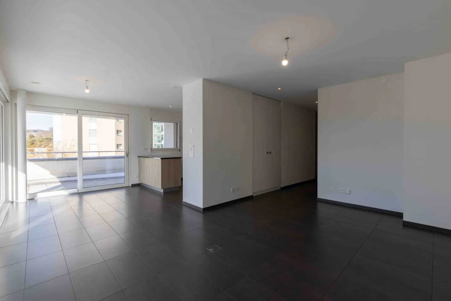 Appartement moderne à Lausanne - Photo 2 sur 11
