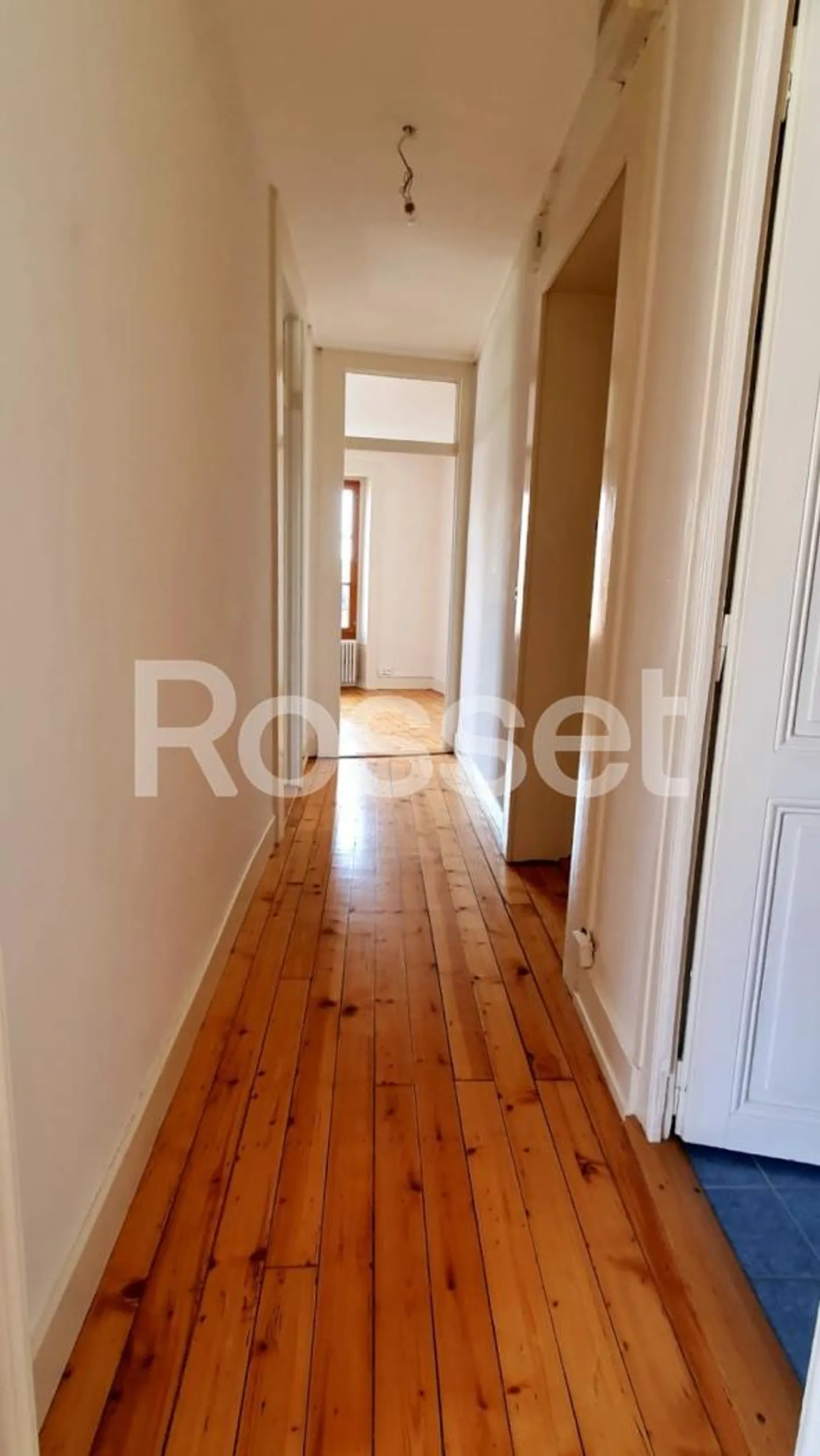 3-room apartment on the 2nd floor of approximately 55 m2 - Photo 3 of 9