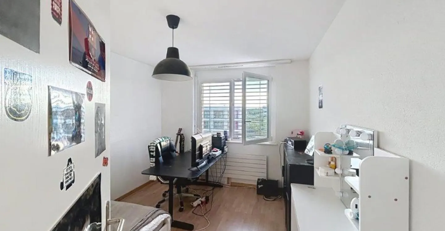 Spacious Apartment in Orbe - Photo 7 of 11