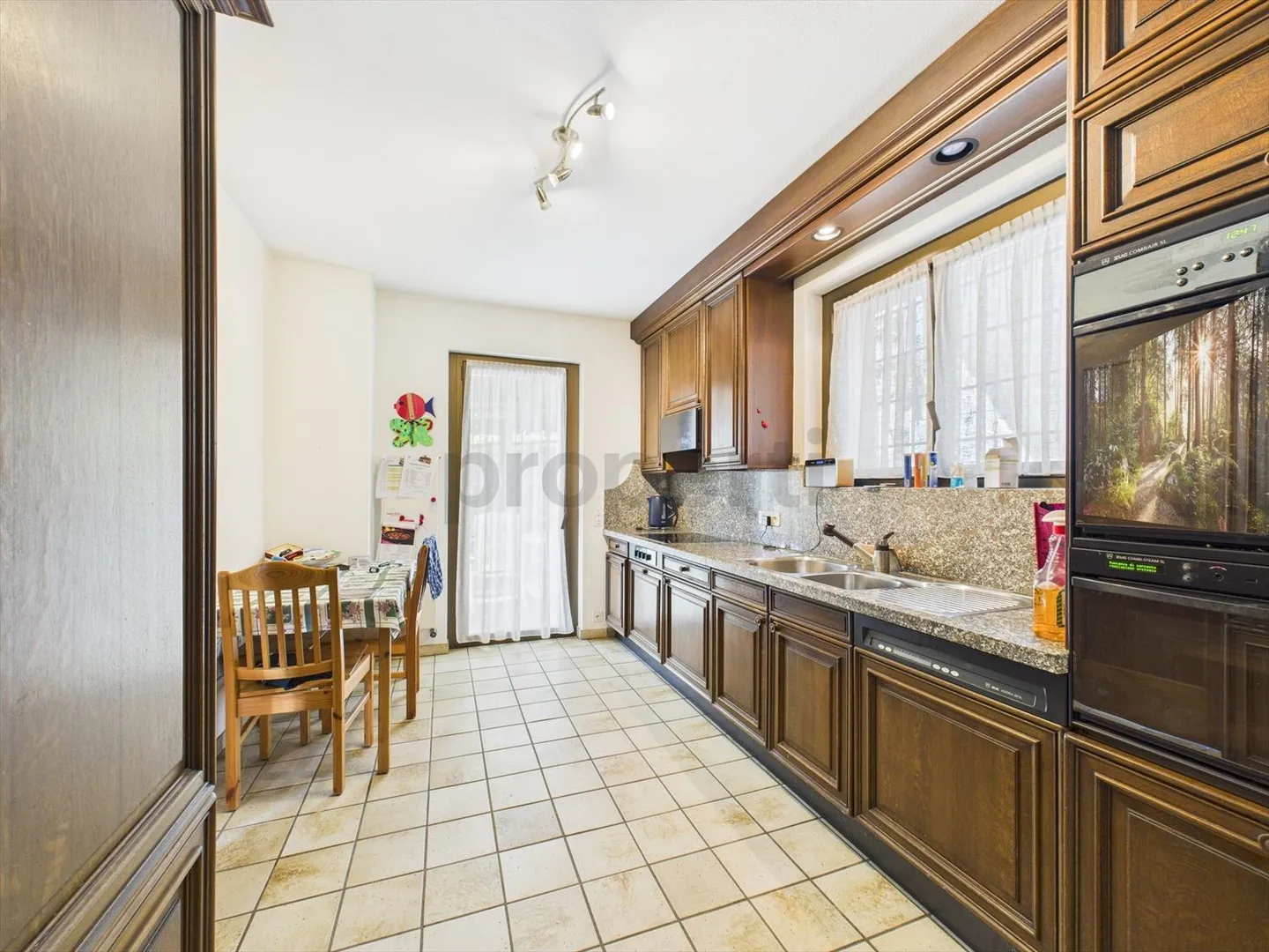 Inviting single-family home with stunning views of Lake Maggiore in Brissago - Photo 5 of 13