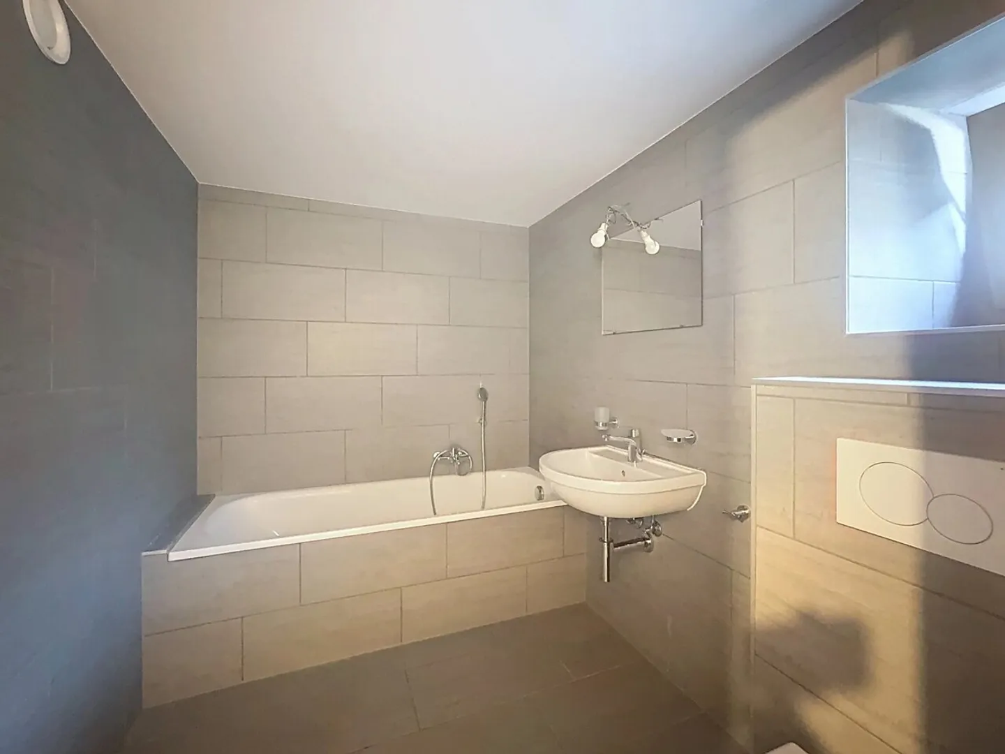 Renovated 2.5-room apartment in Torgon - Photo 6 of 7