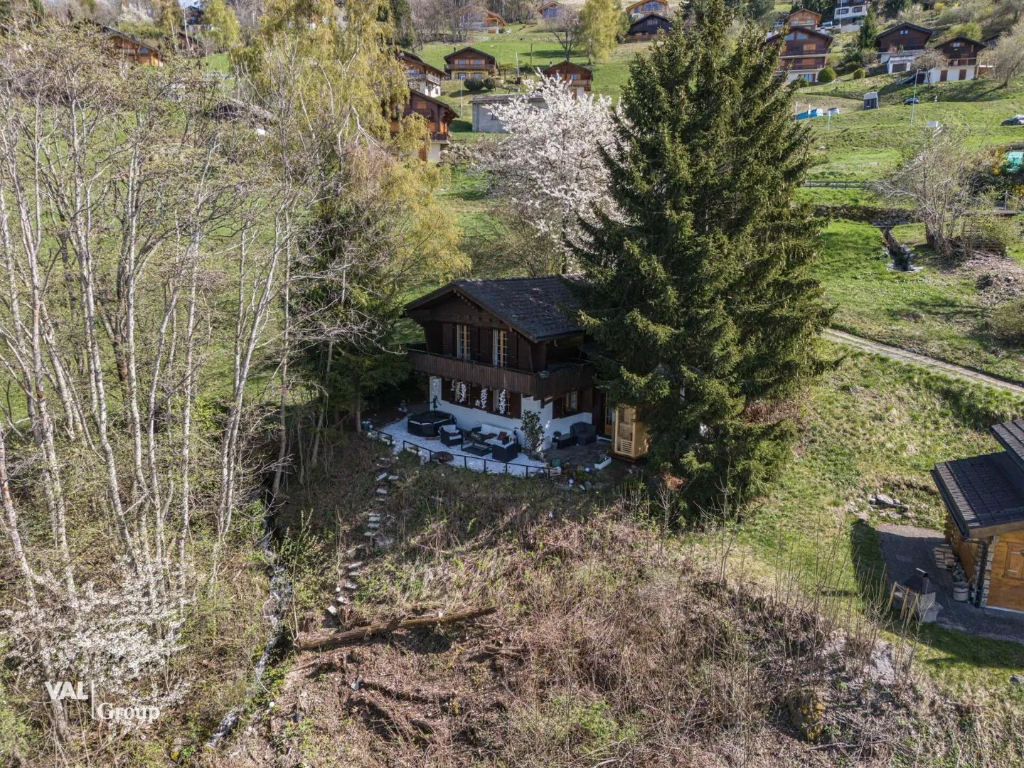 Chalet Exclusif en Nature - Photo 1 sur 13
