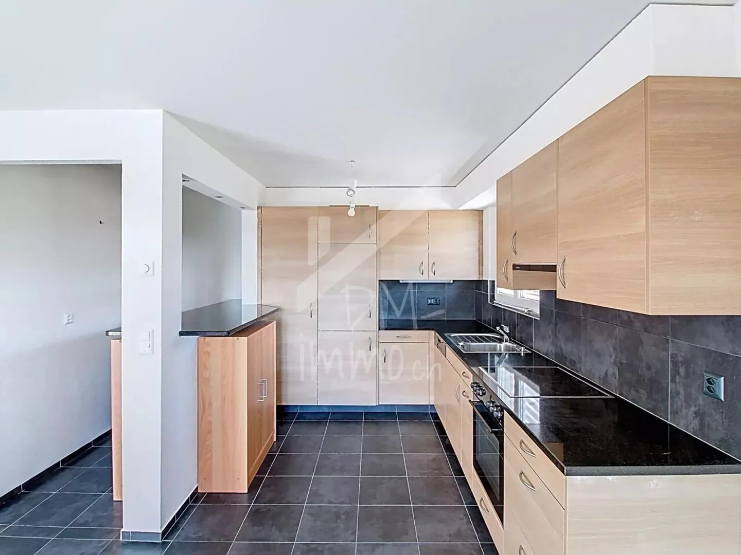 Beautiful apartment in excellent condition - Photo 4 of 11