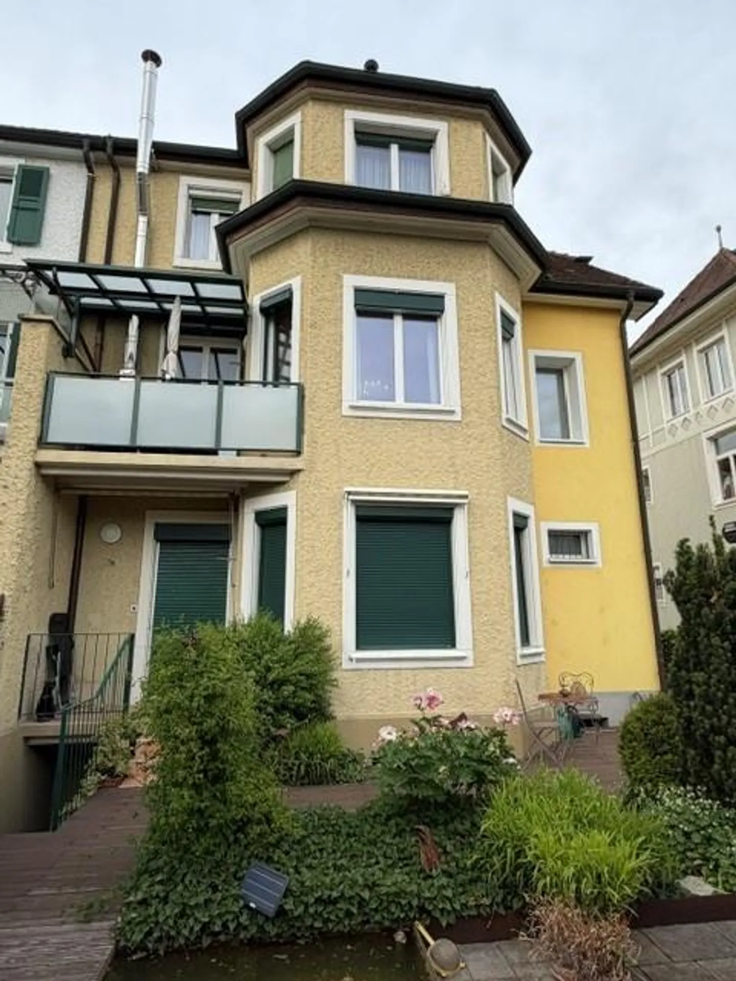 Generational House/2-Family House with Charm in Birsfelden - Photo 2 of 17