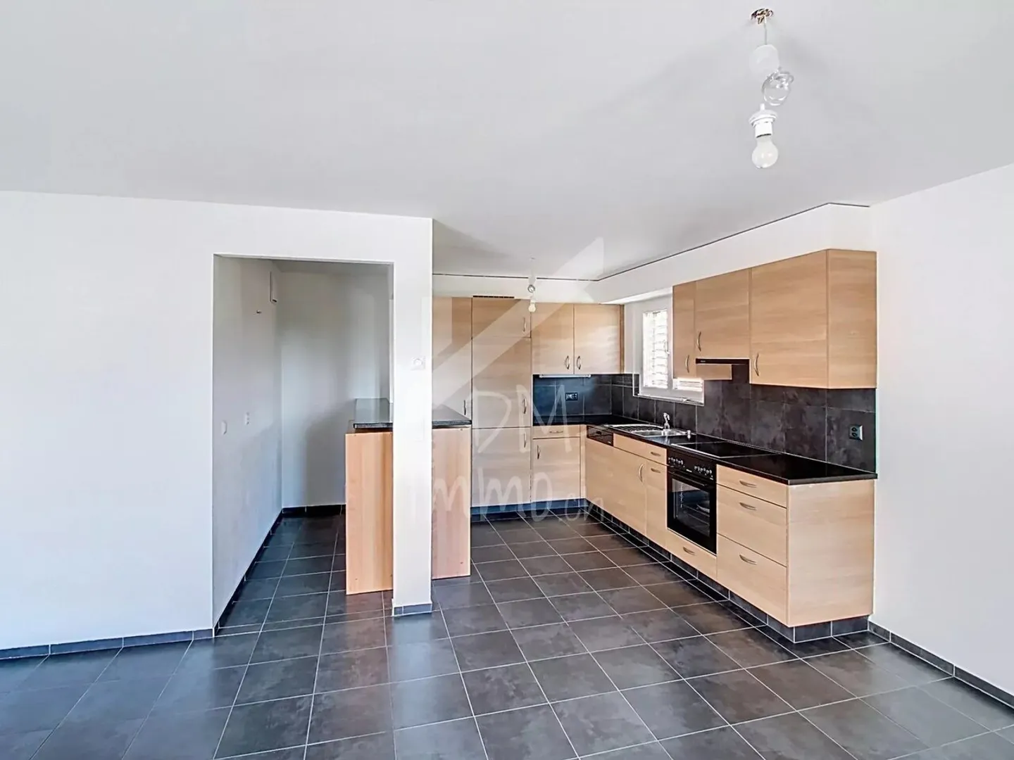 Beautiful apartment in excellent condition - Photo 3 of 11