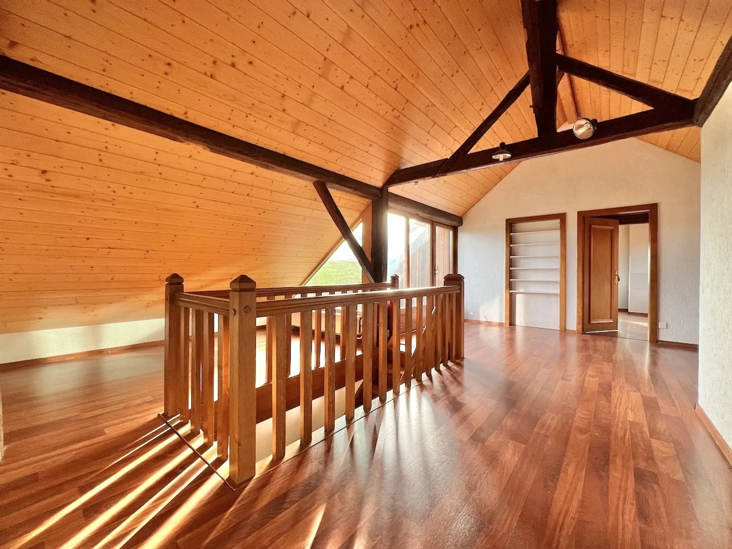 Farm converted into 2 spacious apartments - Photo 5 of 8