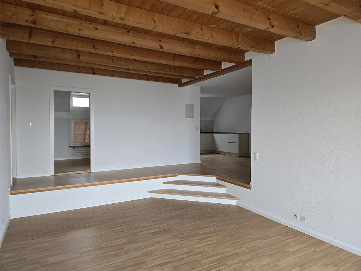 La tua casa sopra i tetti – Appartamento duplex moderno - Foto 2 di 7