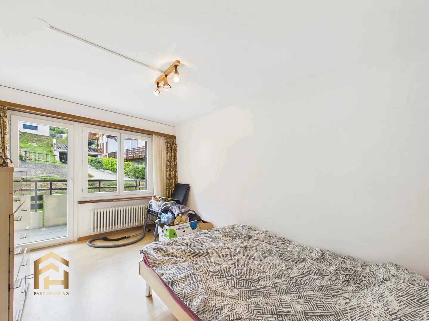 Ampio appartamento di 4,5 stanze con 2 balconi nella migliore posizione a Ried-Brig - Foto 5 di 13