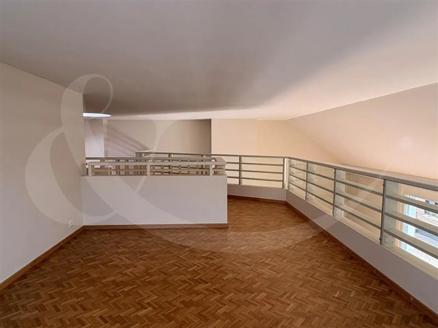 40 Rue Maurice-Braillard, Magnificent crossing duplex with panoramic view of Geneva, the Alps and the Jura - Photo 4 of 7