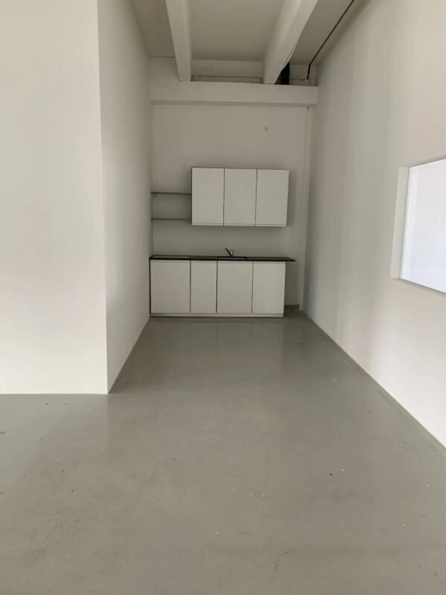 Vaud magazzino/depositi/locali di 625 m2 in affitto con dock di carico e posti auto - Foto 5 di 10