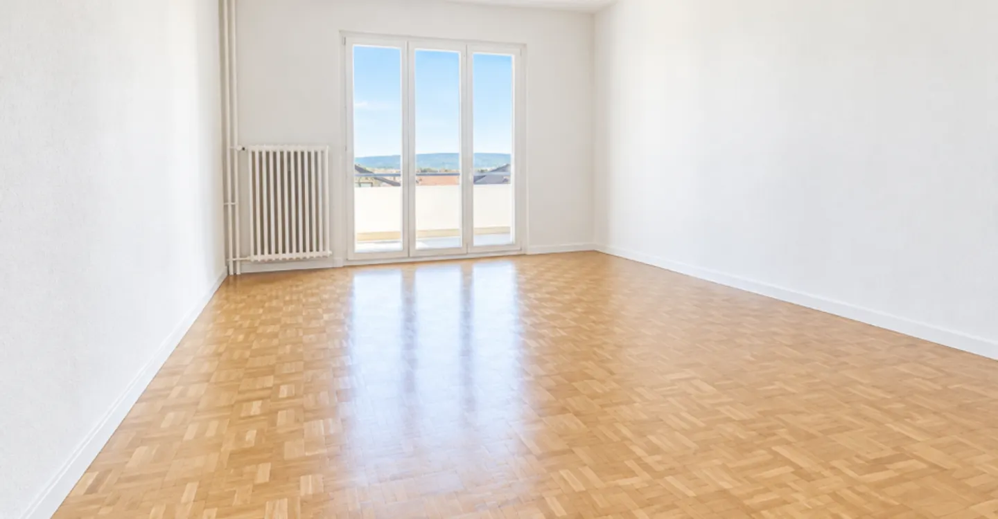 Appartement rénové avec vue sur le lac - Photo 2 sur 5