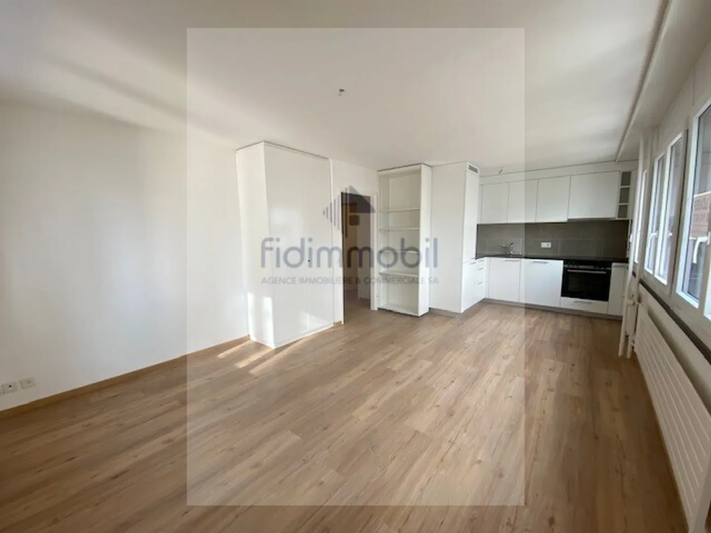 Appartement rénové à La Chaux-de-Fonds - Photo 1 sur 7