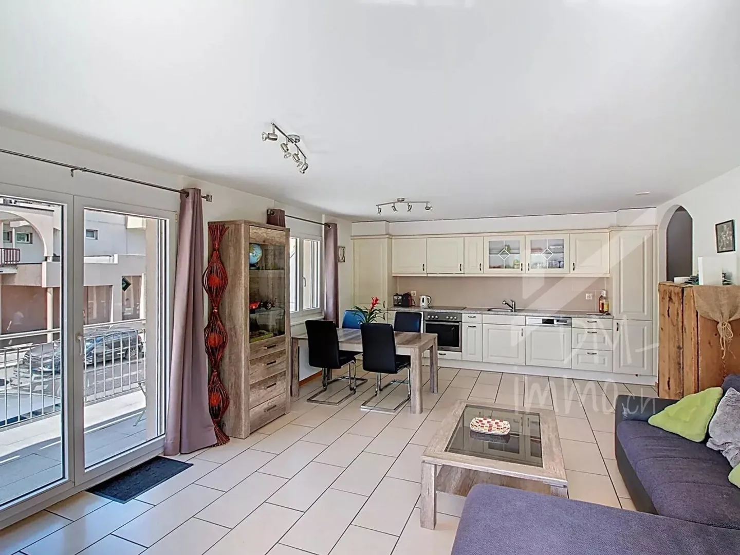 Schöne 3,5-Zimmer-Wohnung, große Terrasse, Zentrum von Fully - Foto 2 von 7