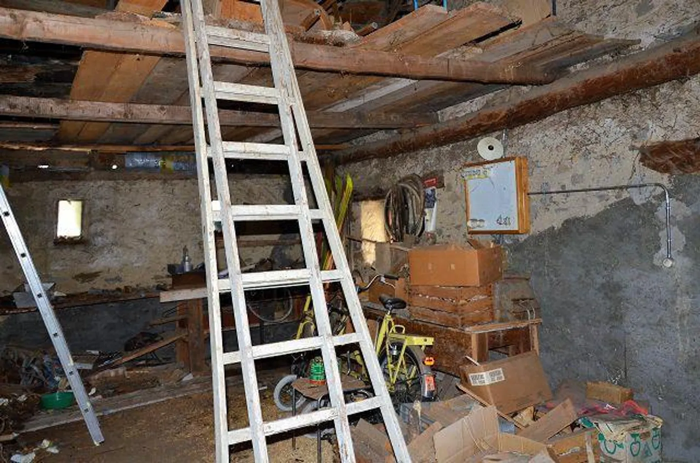 «Rustico di 2 piani da rinnovare con terreno molto soleggiata, tranquilla  / Rustico zum Ausbauen mit separatem Grundstück an sonniger, ruhiger Lage» - Foto 7 di 28