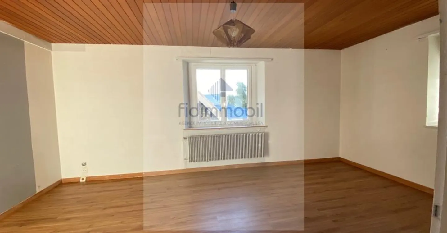 2-room apartment on the 4th floor - Photo 2 of 5