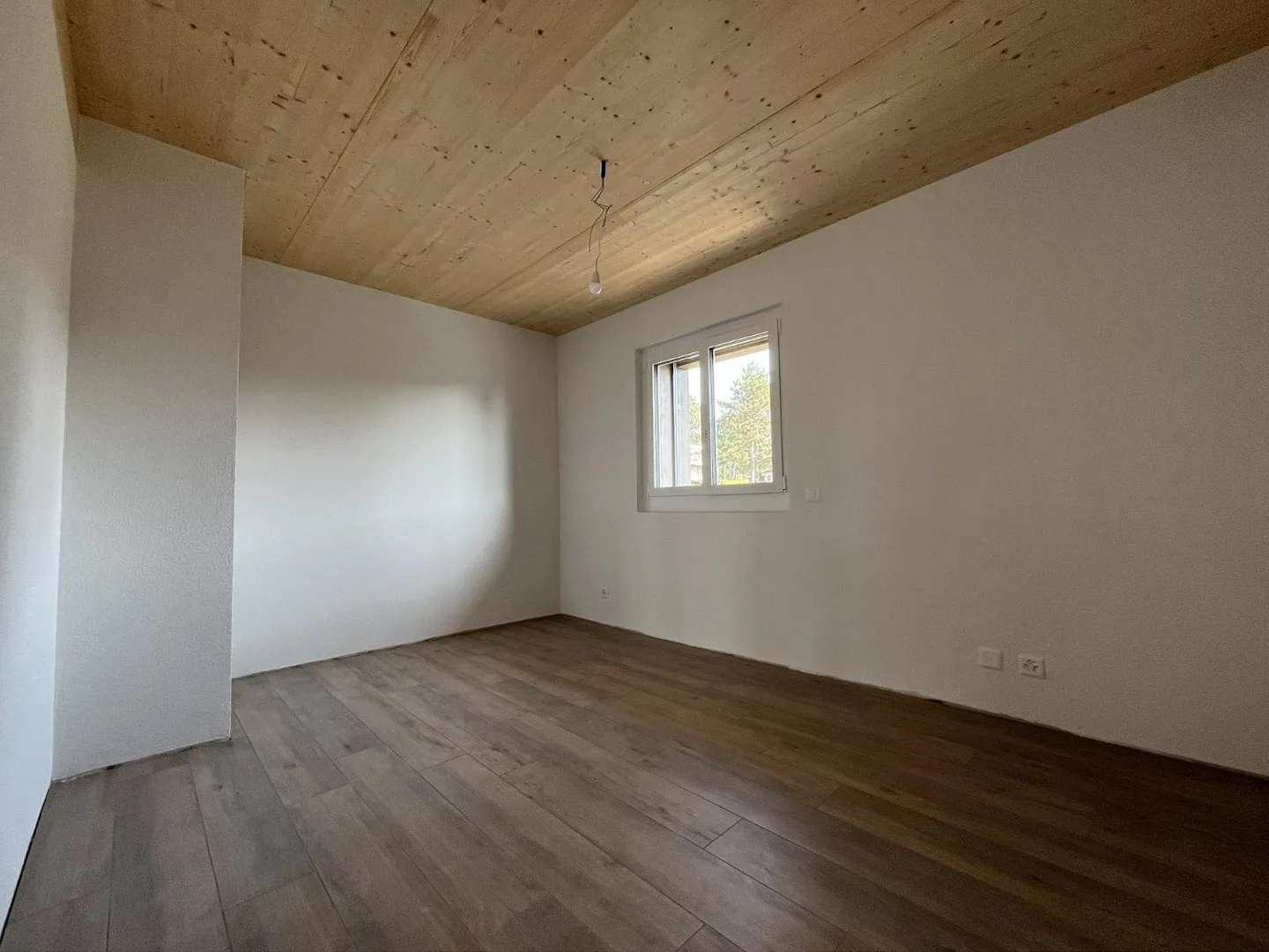 3.5 Room Apartment - Photo 4 of 7