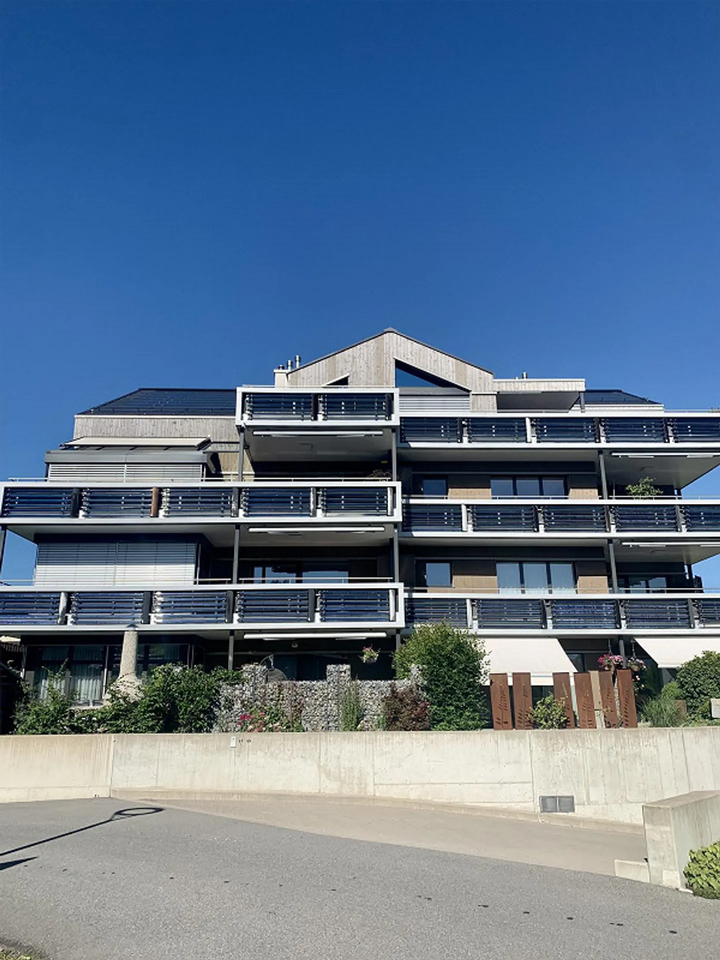 Ottimo appartamento di 4,5 stanze in vendita - Foto 2 di 18