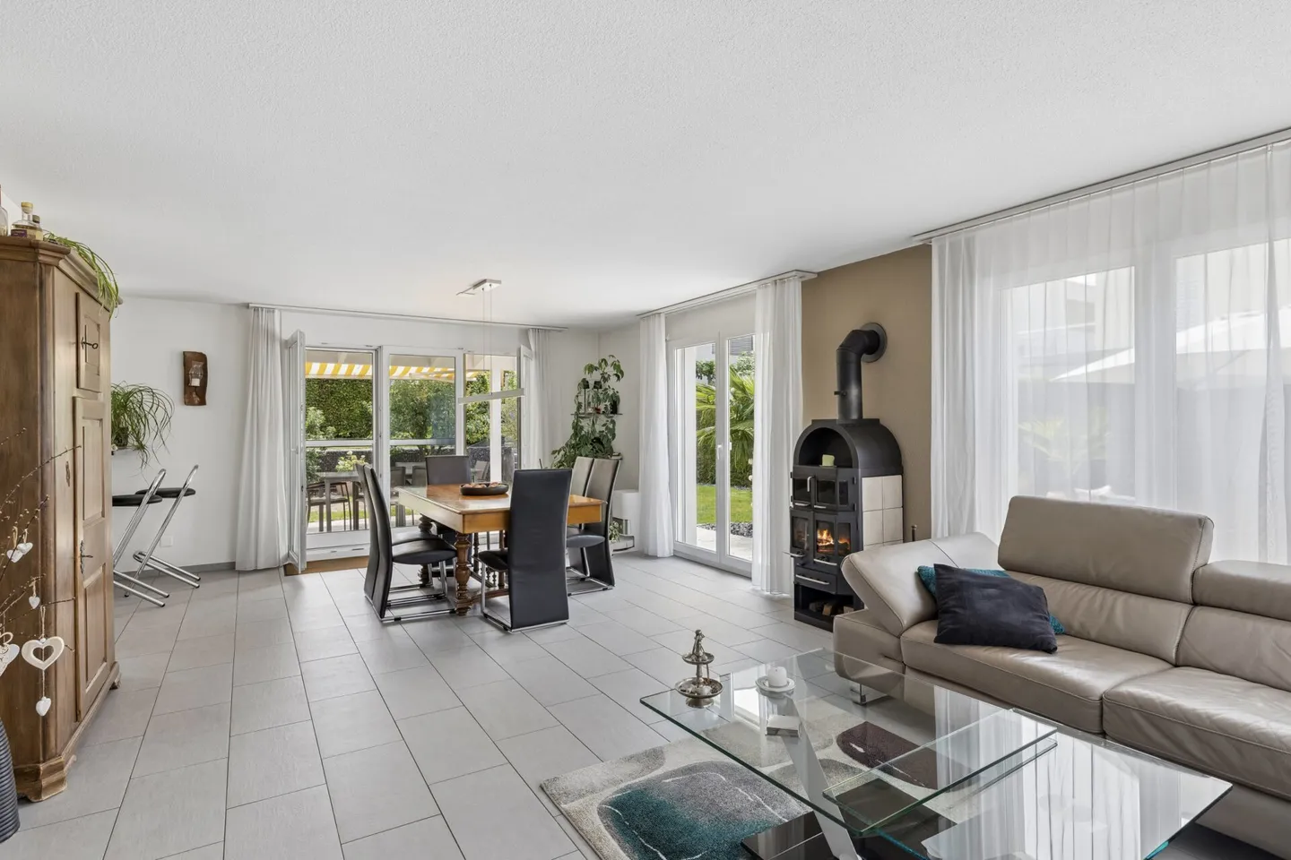 Maison individuelle de 6 pièces adaptée aux familles avec jardin - Photo 6 sur 29