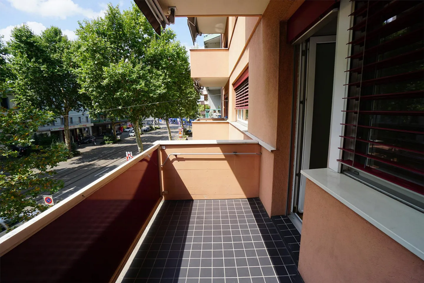 Cozy 3.5 Room Apartment in a Central Location - Photo 5 of 5