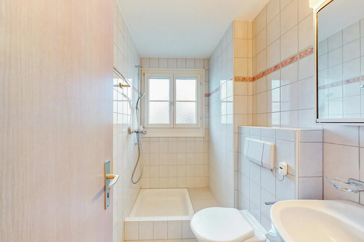 Gemütliche Wohnung mit sonniger Terrasse - Foto 6 von 9