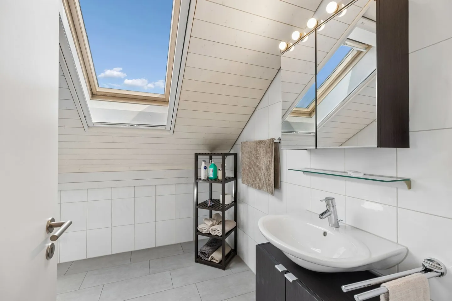 Maison individuelle de 6 pièces adaptée aux familles avec jardin - Photo 26 sur 29
