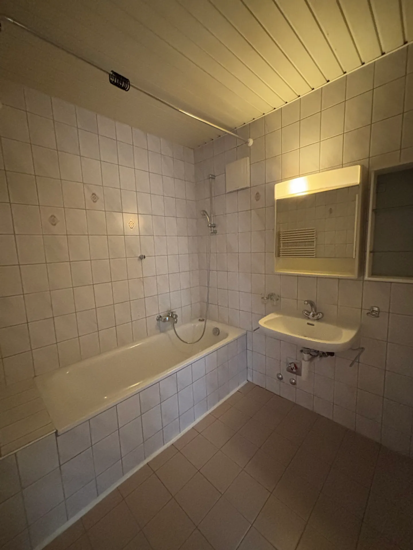 Appartamento in affitto - Foto 7 di 9