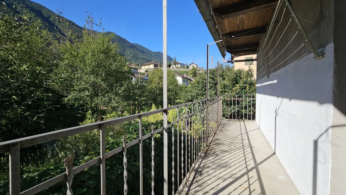 CASA UNIFAMILIARE CON GIARDINO - Foto 12 di 17