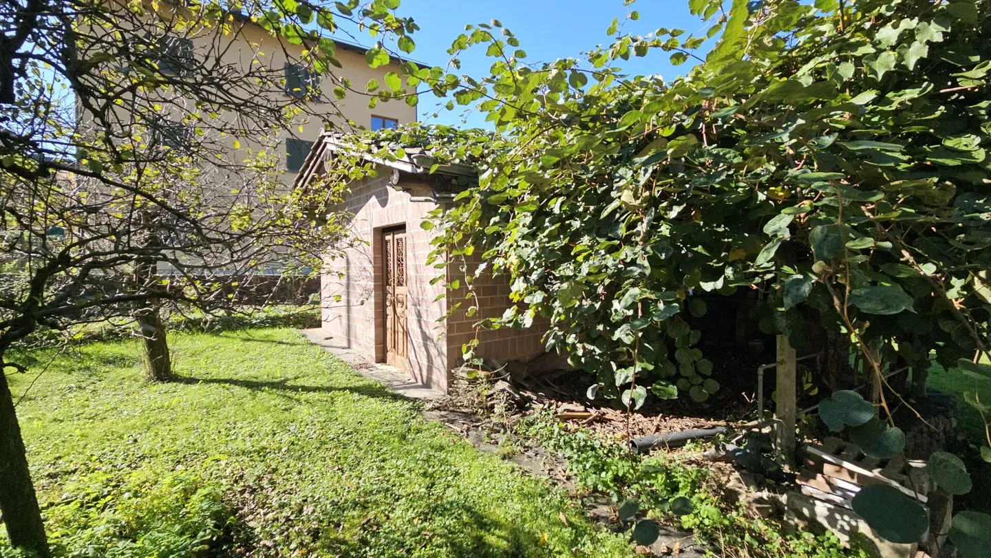 CASA UNIFAMILIARE CON GIARDINO - Foto 15 di 17