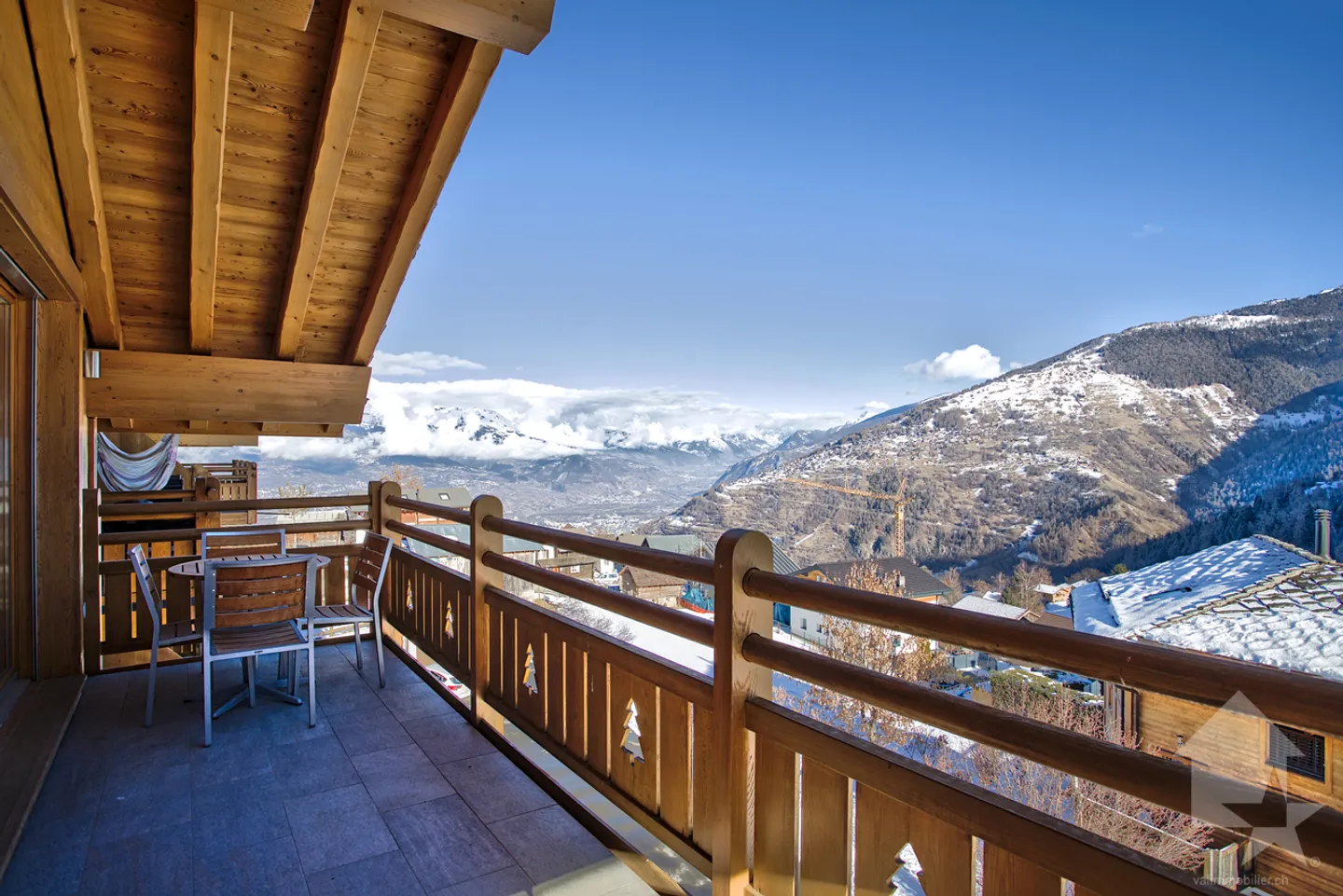 Superb and luxurious duplex penthouse, 5.5 rooms, 167 m2 - Photo 4 of 23