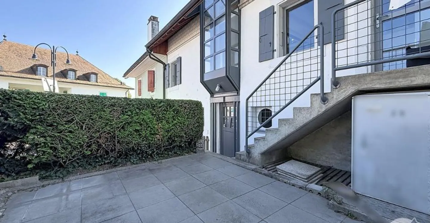 Charming house with great potential - Photo 1 of 10